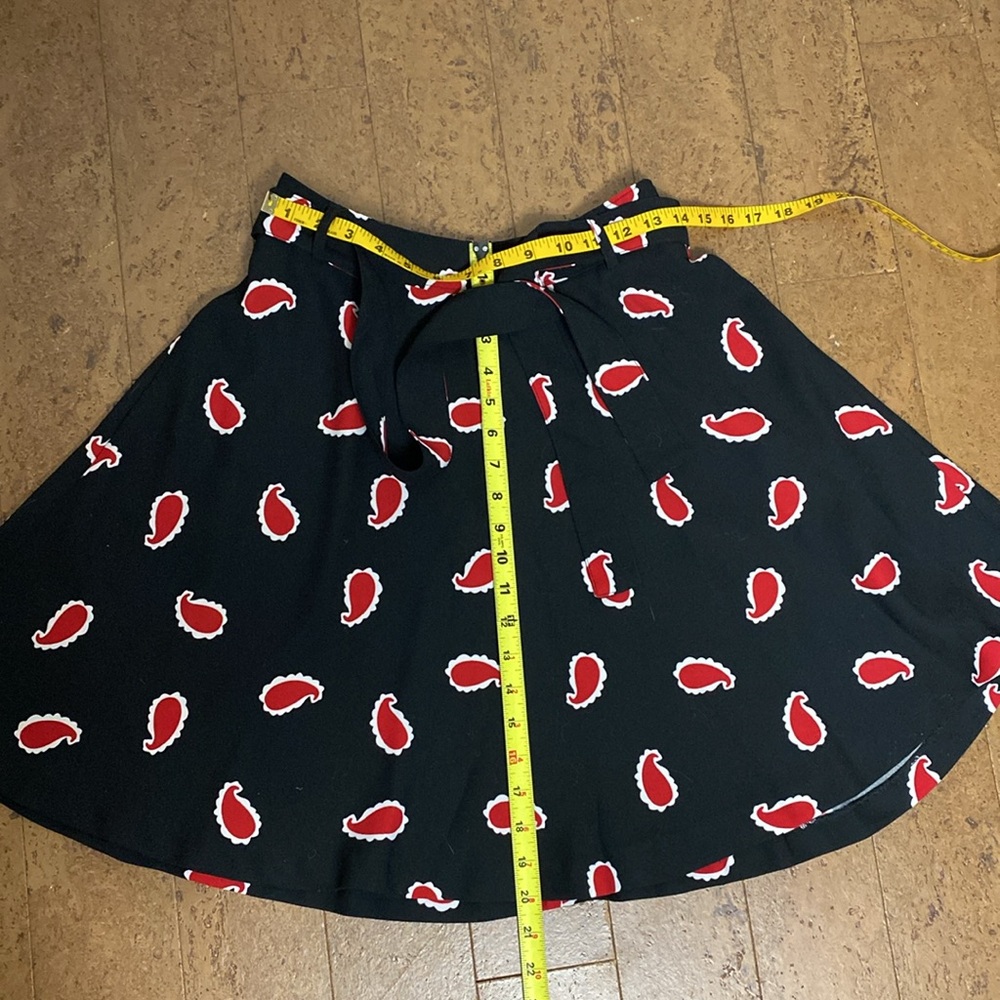 Icone for Simons skater/flare black/red short skirt! Size S - Picture 10 of 11